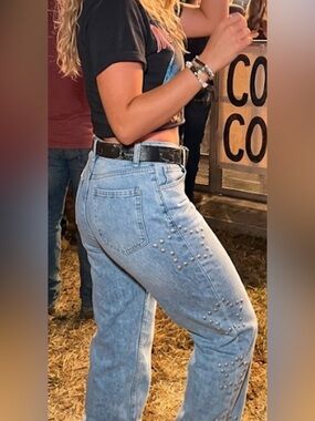 Light Wash Studded Women’s Jeans